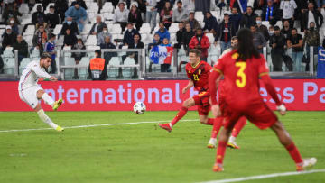 Der Schuss ins Glück: Theo Hernandez erzielt den Siegtreffer